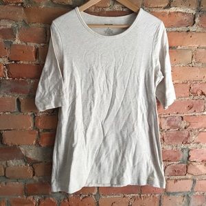 Duluth Trading Co long tail tee shirt